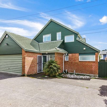Private And Sunny 3-Bedroom Home With Parking オークランド エクステリア 写真