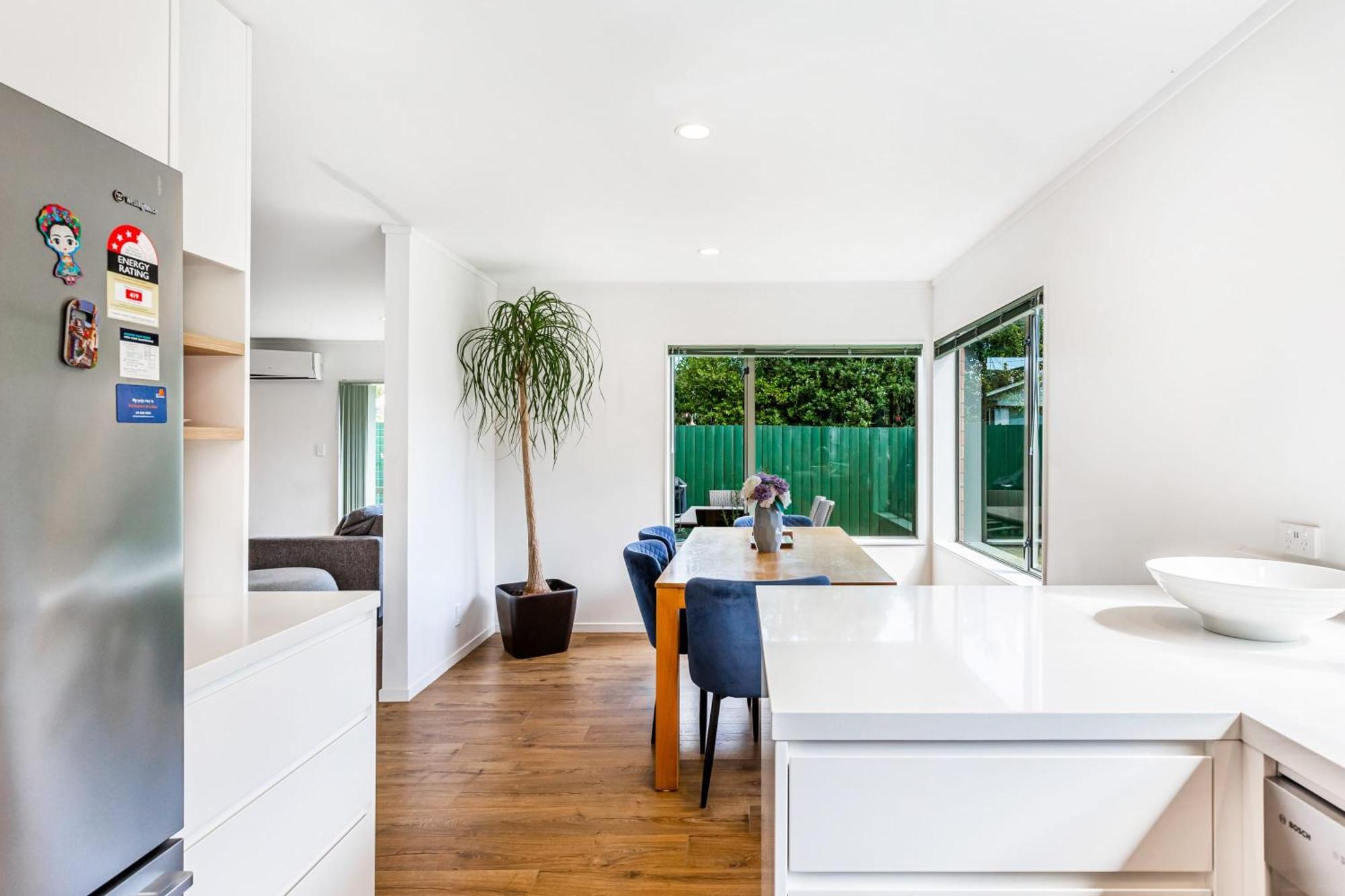Private And Sunny 3-Bedroom Home With Parking オークランド エクステリア 写真
