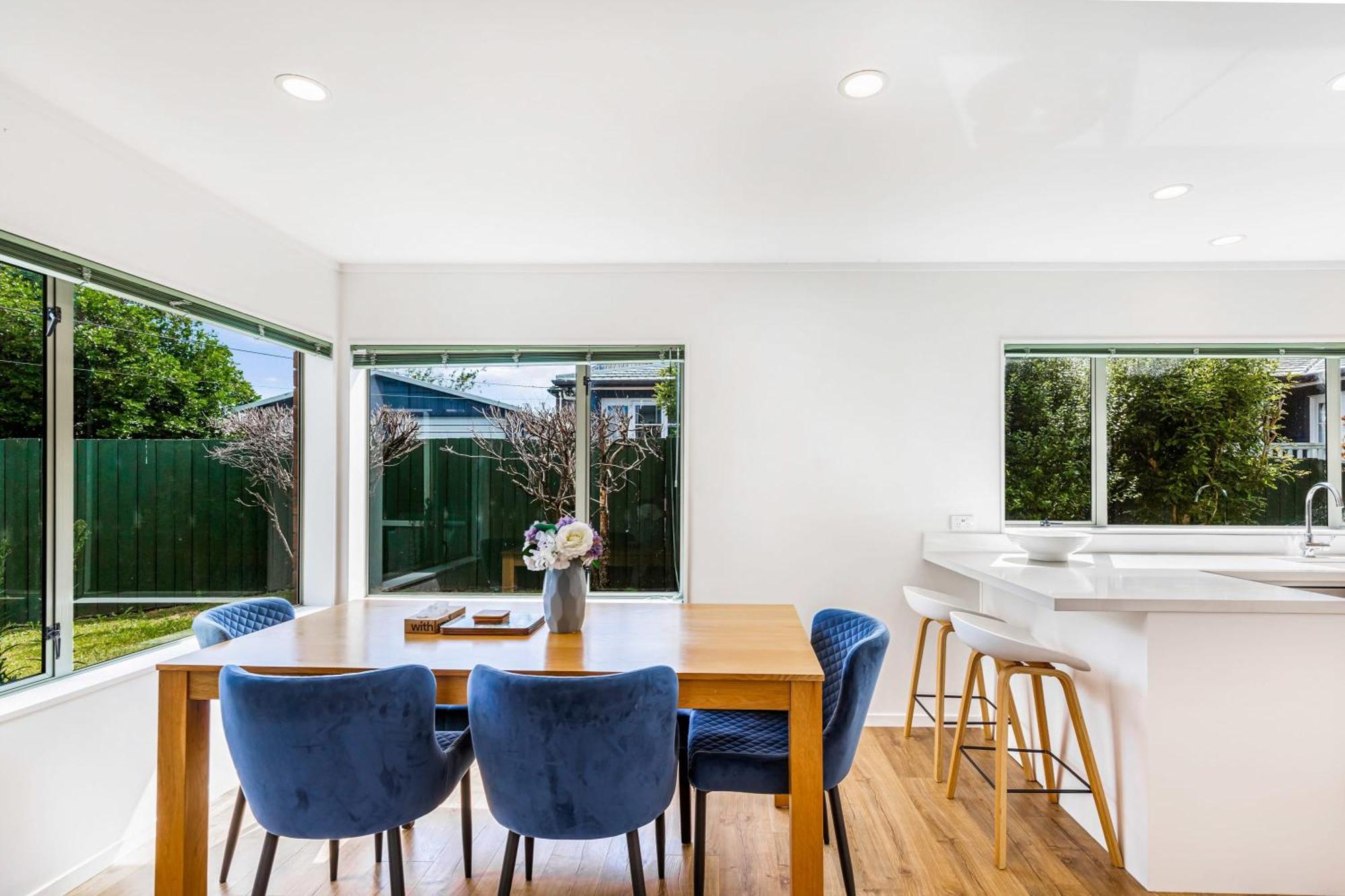 Private And Sunny 3-Bedroom Home With Parking オークランド エクステリア 写真