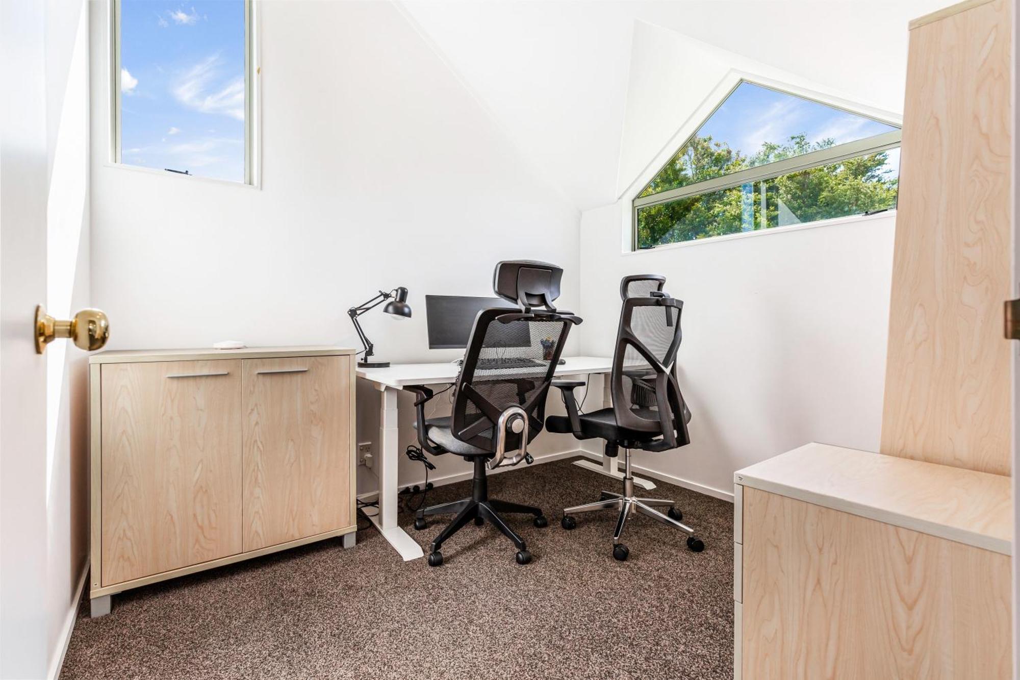 Private And Sunny 3-Bedroom Home With Parking オークランド エクステリア 写真